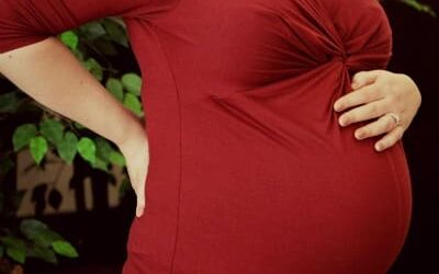Pregnancy Backaches – How to Cope